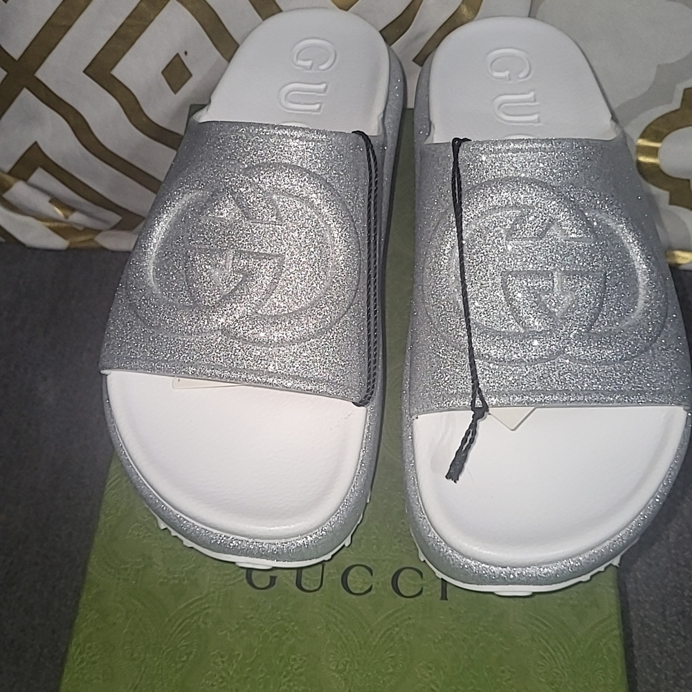 Gucci Silver Slide Sandals - Picture 3 of 4